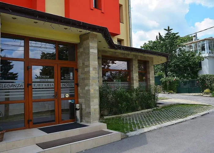 Eleganza Family - Free Parking 2* Sofia