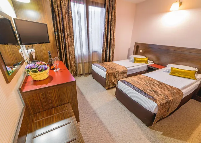 Eleganza Family - Free Parking Hotell 2*