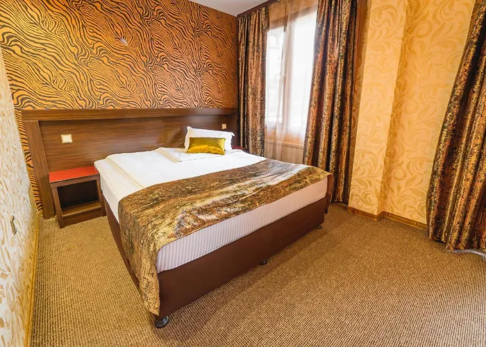 Hotel Eleganza Family - Free Parking 2*