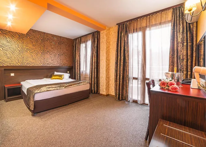 Eleganza Family - Free Parking Hotel