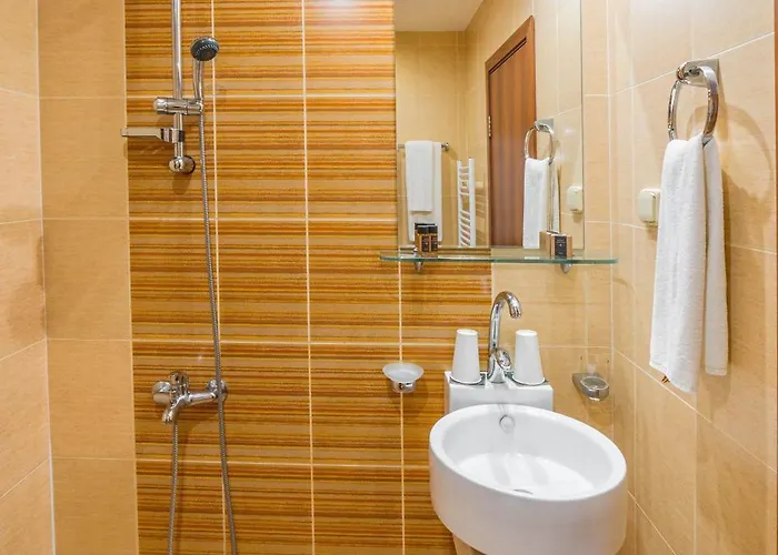 Eleganza Family - Free Parking Hotel Sofia